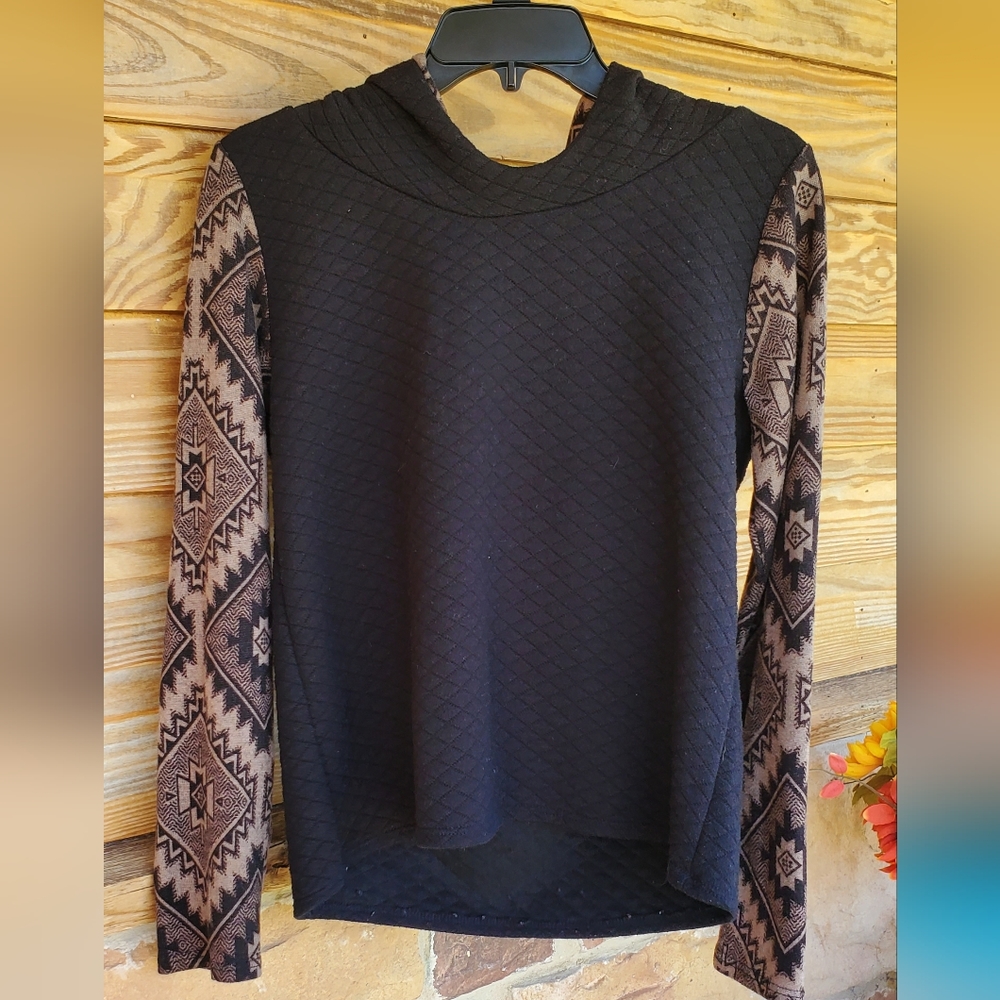 Women's aztec quilted brown and black hoodie size small